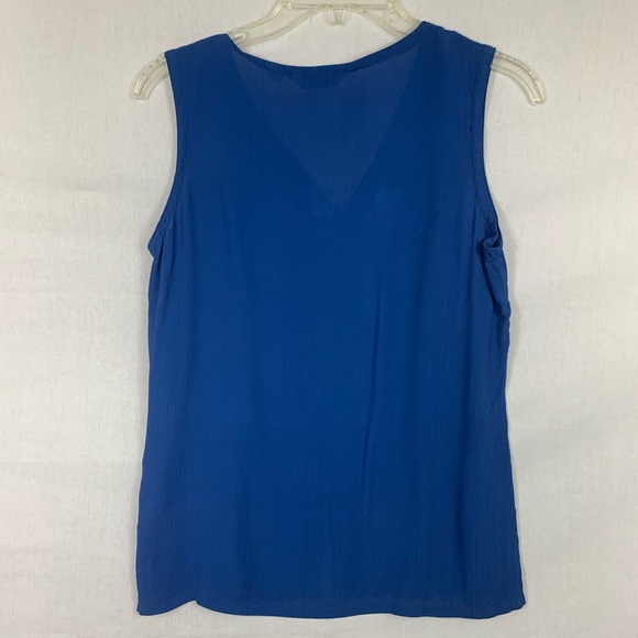 ❗️Bodywrap V-neck button down Floral blouse - Picture 3 of 4